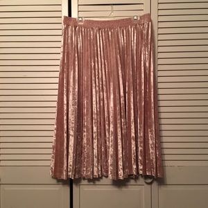 Light pink velvet skirt